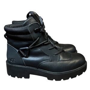 UGG Women's 1114255 Black Tioga Hiker Waterproof Leather Lace Boots.